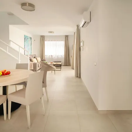 Domus Vulcani Maday Villa *